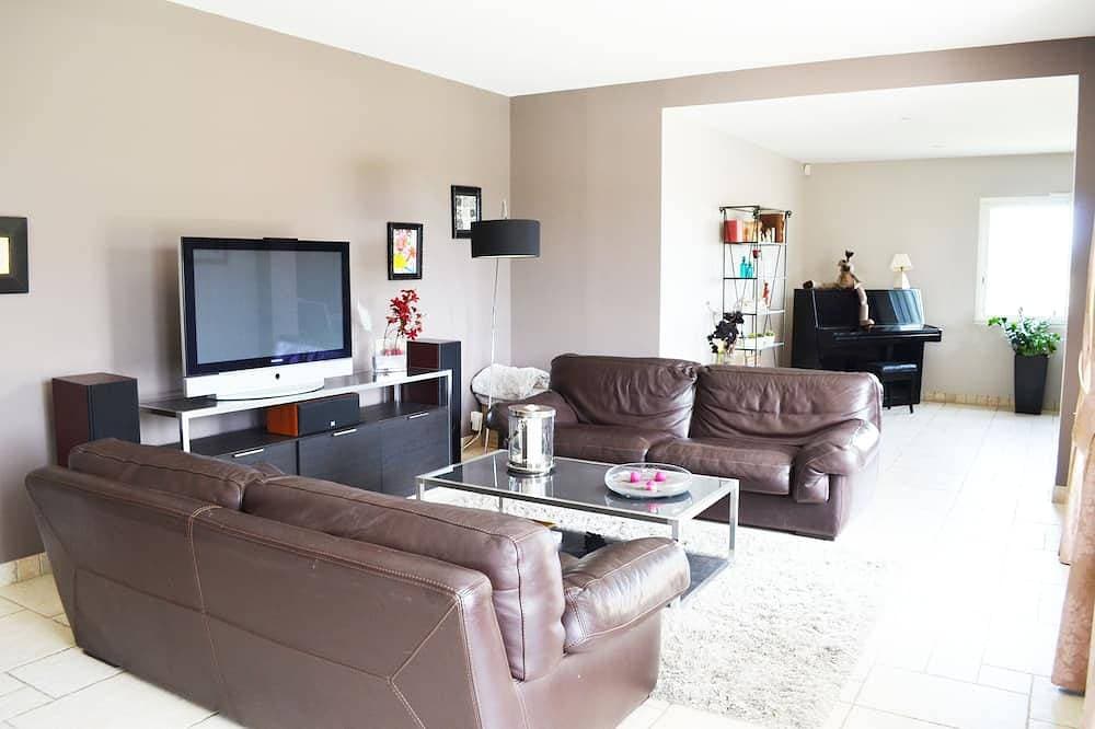 Foto 9 von 24: Haus 190 m2, in der Nähe von Montpellier und Stränden, Schwimmbad, dominante Aussicht, ruhig