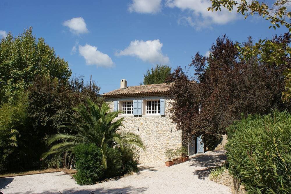 Foto 10 von 30: Familienapartment, 2-4 Personen, in der Provence Mas 16. Jh., Pool, Garten, Parkplatz