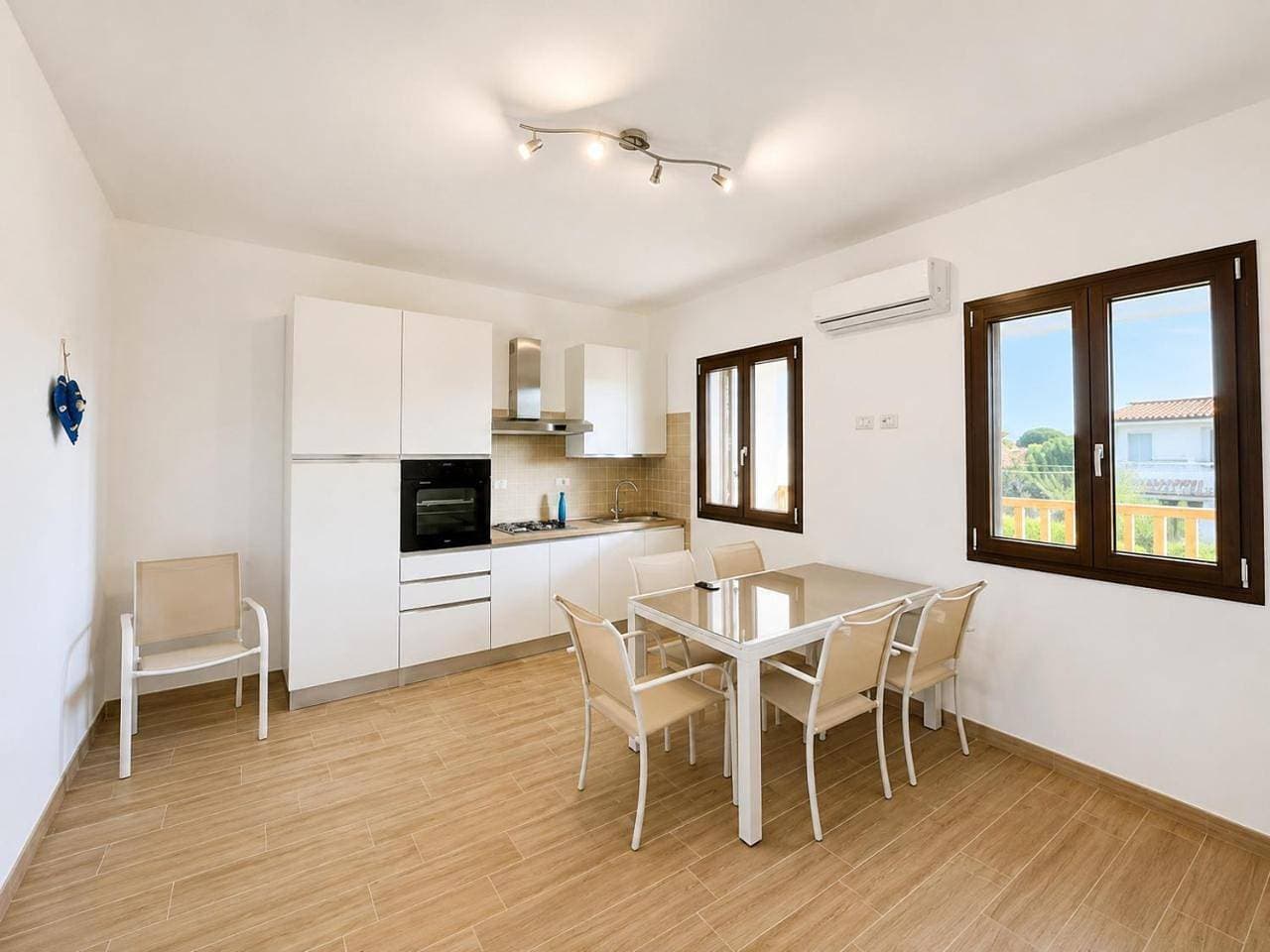 Foto 6 von 19: Three-Bedroom House