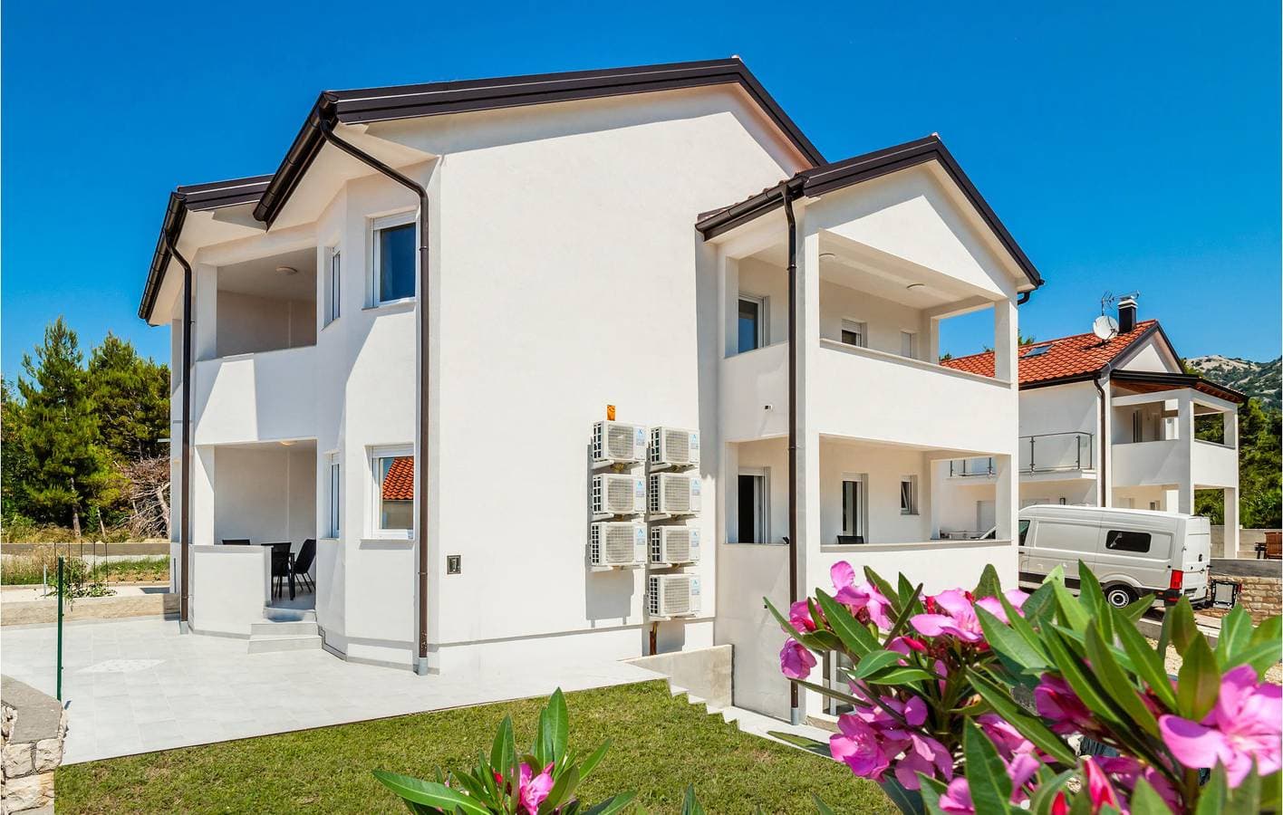 Gemütliche 1-Zimmer-Wohnung mit Meerblick, WLAN und Parkplatz, 1 km vom Strand entfernt 1