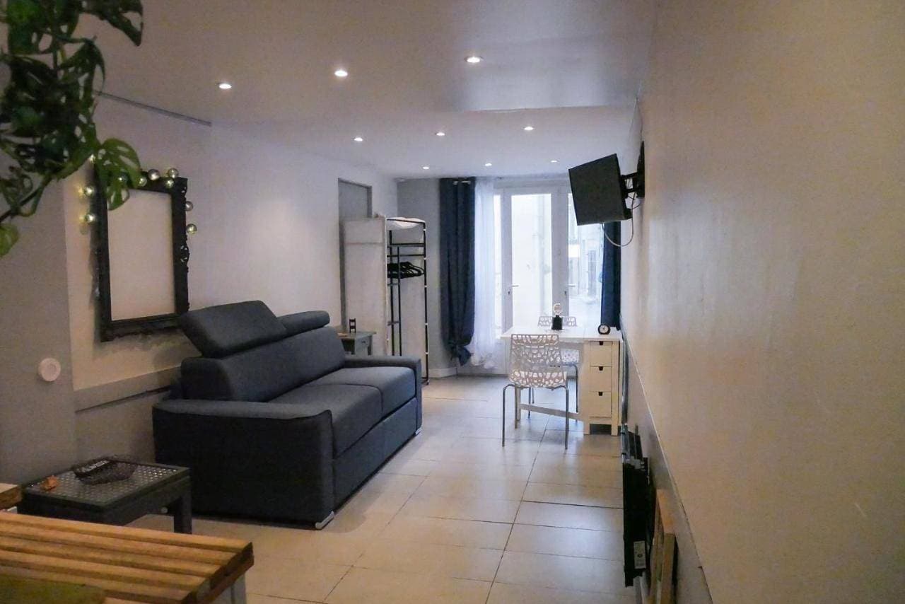 LE STUDIO - La Roquebrussanne 1
