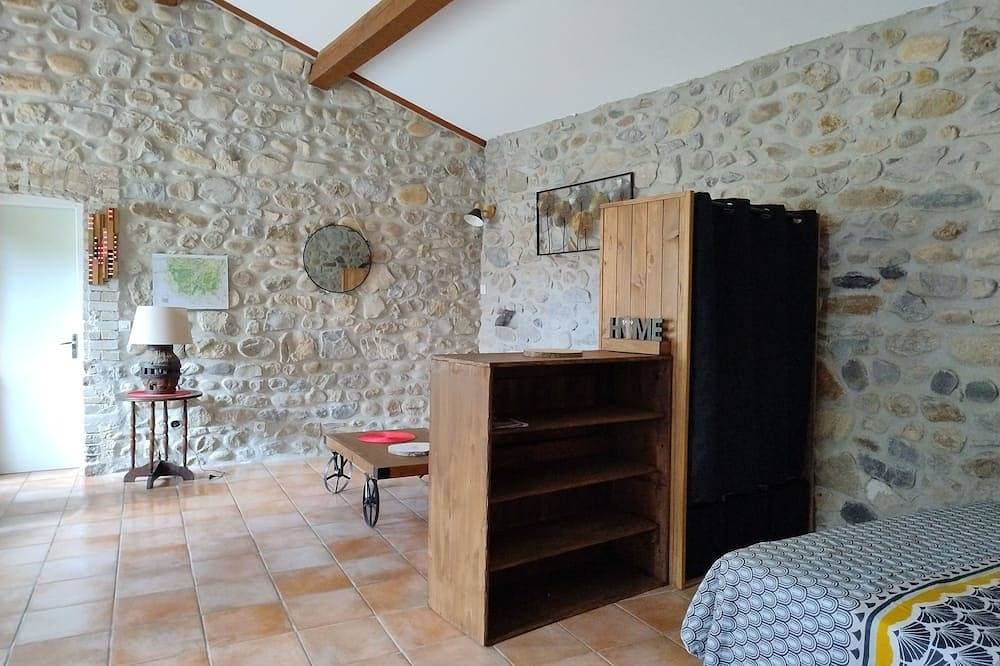 Foto 3 von 30: Gîte en Pierre Avec Spa \"lou Caladou\"