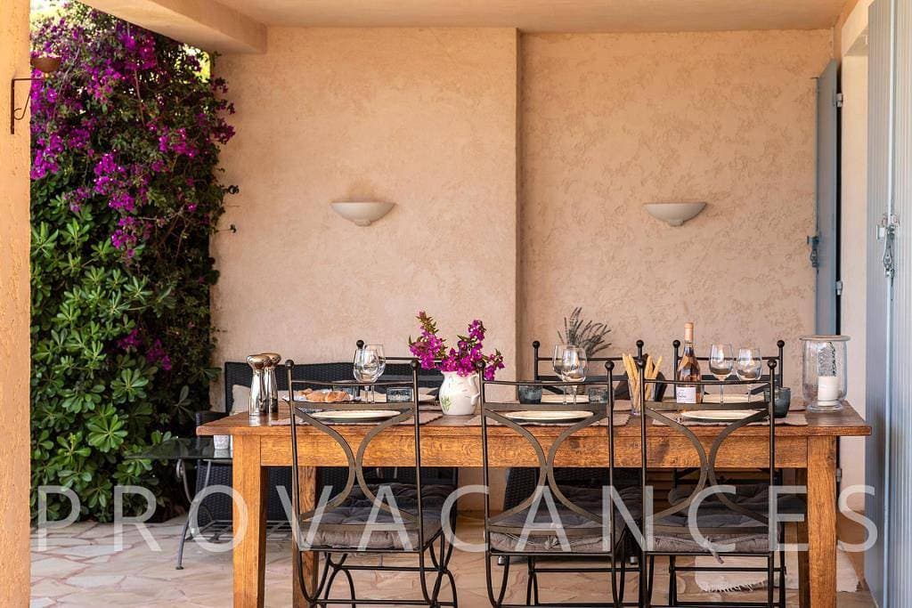 Foto 11 von 61: Ferienhaus mit Pool in Mandelieu-la-Napoule in der Nähe von Cannes