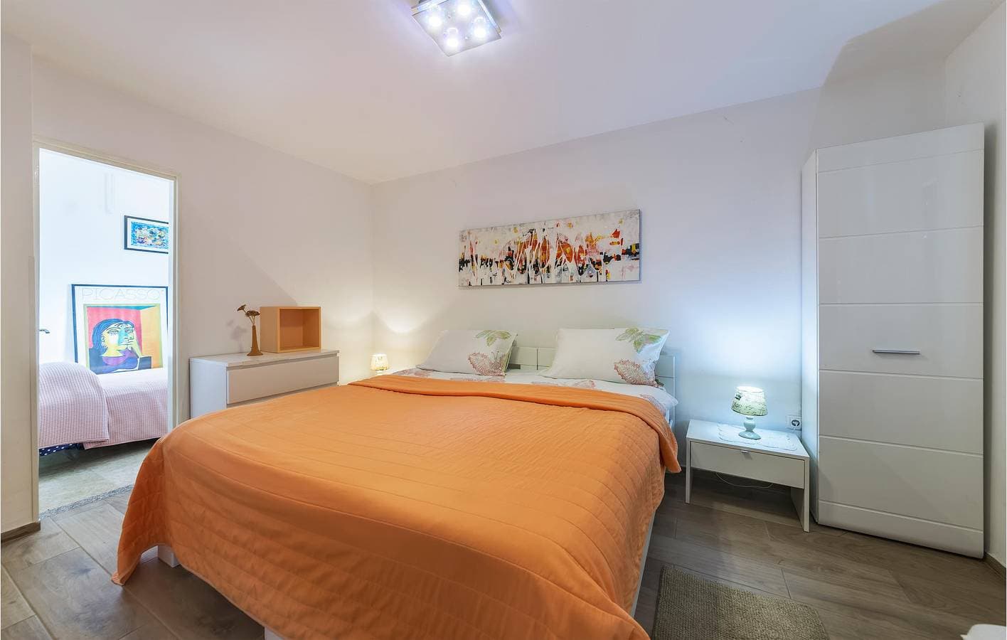 Foto 13 von 24: Gemütliche Ferienwohnung mit Terrasse, WLAN, Parkplatz, 1 km vom Strand Bijela entfernt