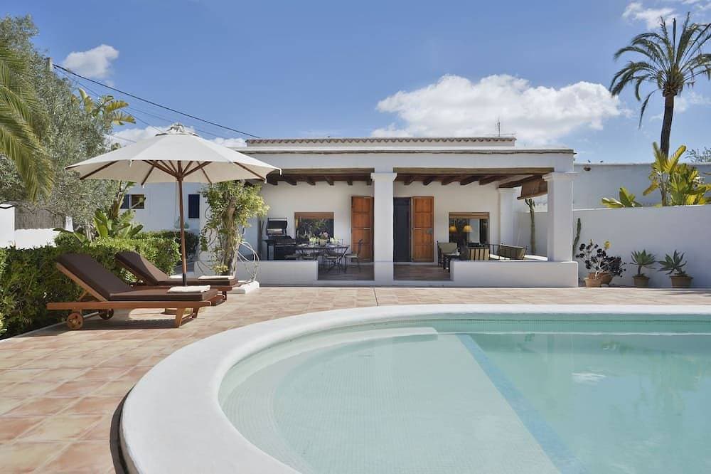 Villa mit privatem Pool und Garten, 5 Minuten zu Fuß zum Strand 1