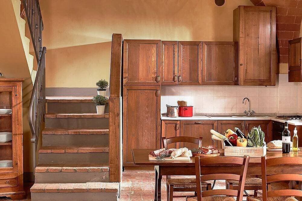 Foto 13 von 19: Casa Ramisia G: A characteristic and welcoming two-story ancient tuscan country house surrounded by a wonderful park, with Free Wi-Fi.