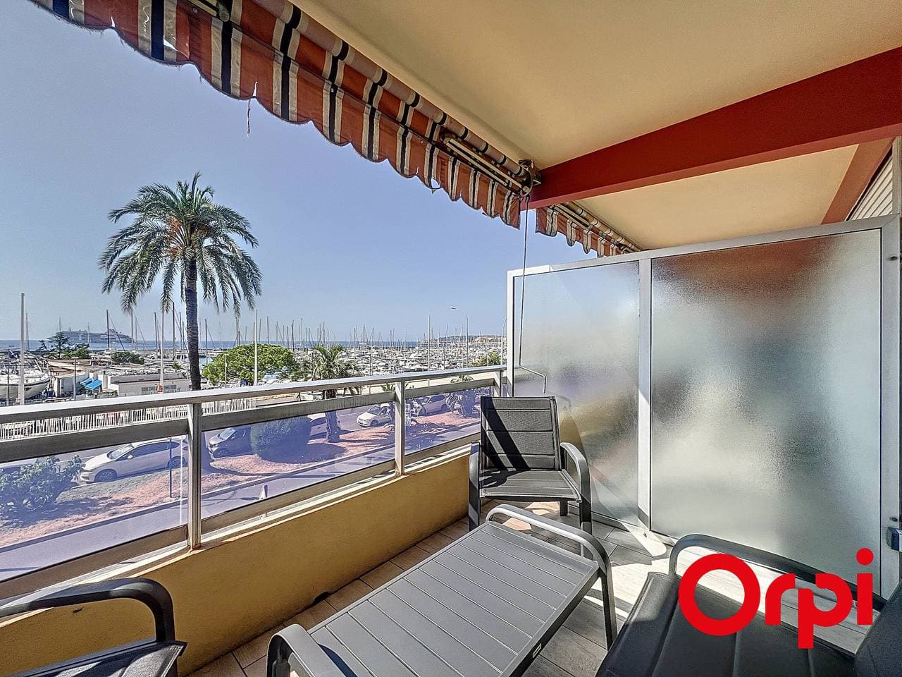 Foto 2 von 17: Renoviertes Studio mit Terrasse, Klimaanlage und Parkplatz in Menton