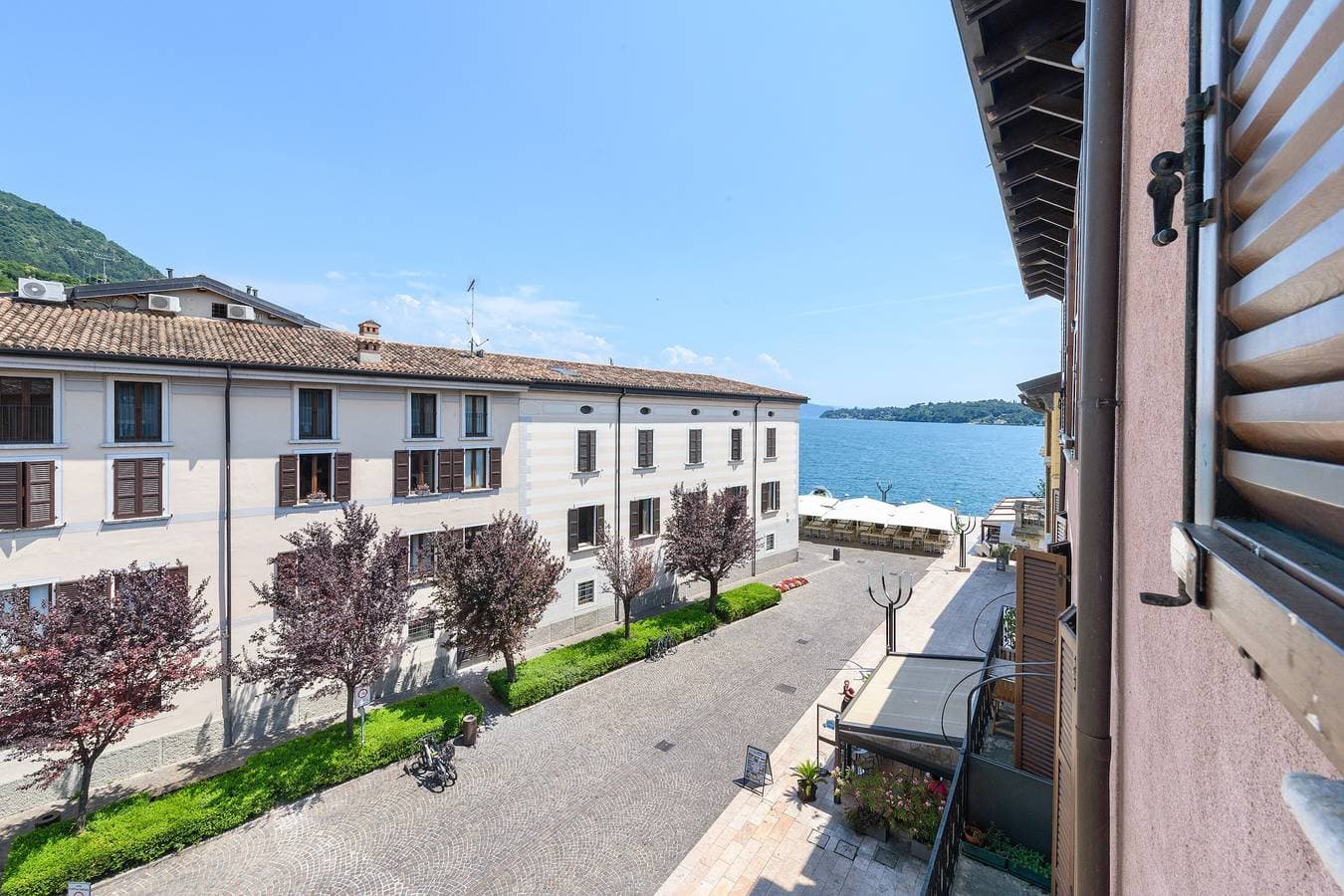Foto 2 von 38: Apartment „Casa Regina Salò“ mit Seeblick und WLAN