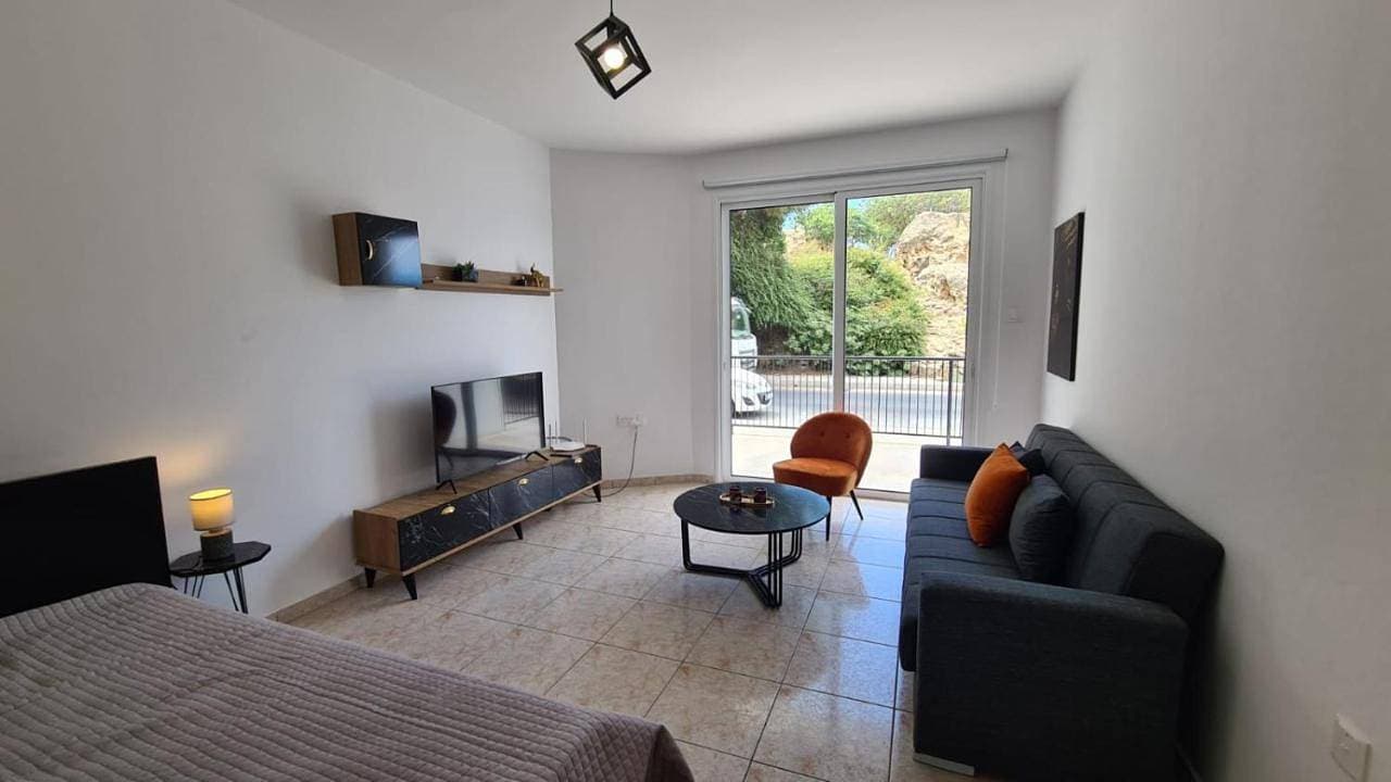 Foto 2 von 20: Studio Apartment