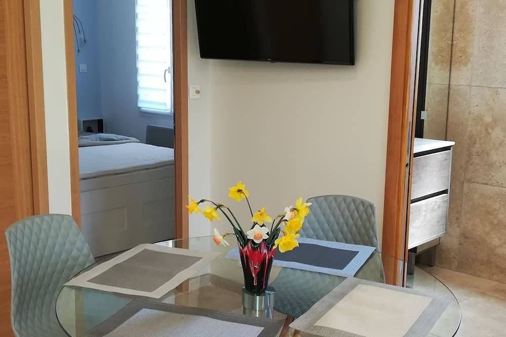 Foto 3 von 28: Im Herzen des Luberon Luxus-Apartment mit privatem beheiztem Pool in einer ruhigen
