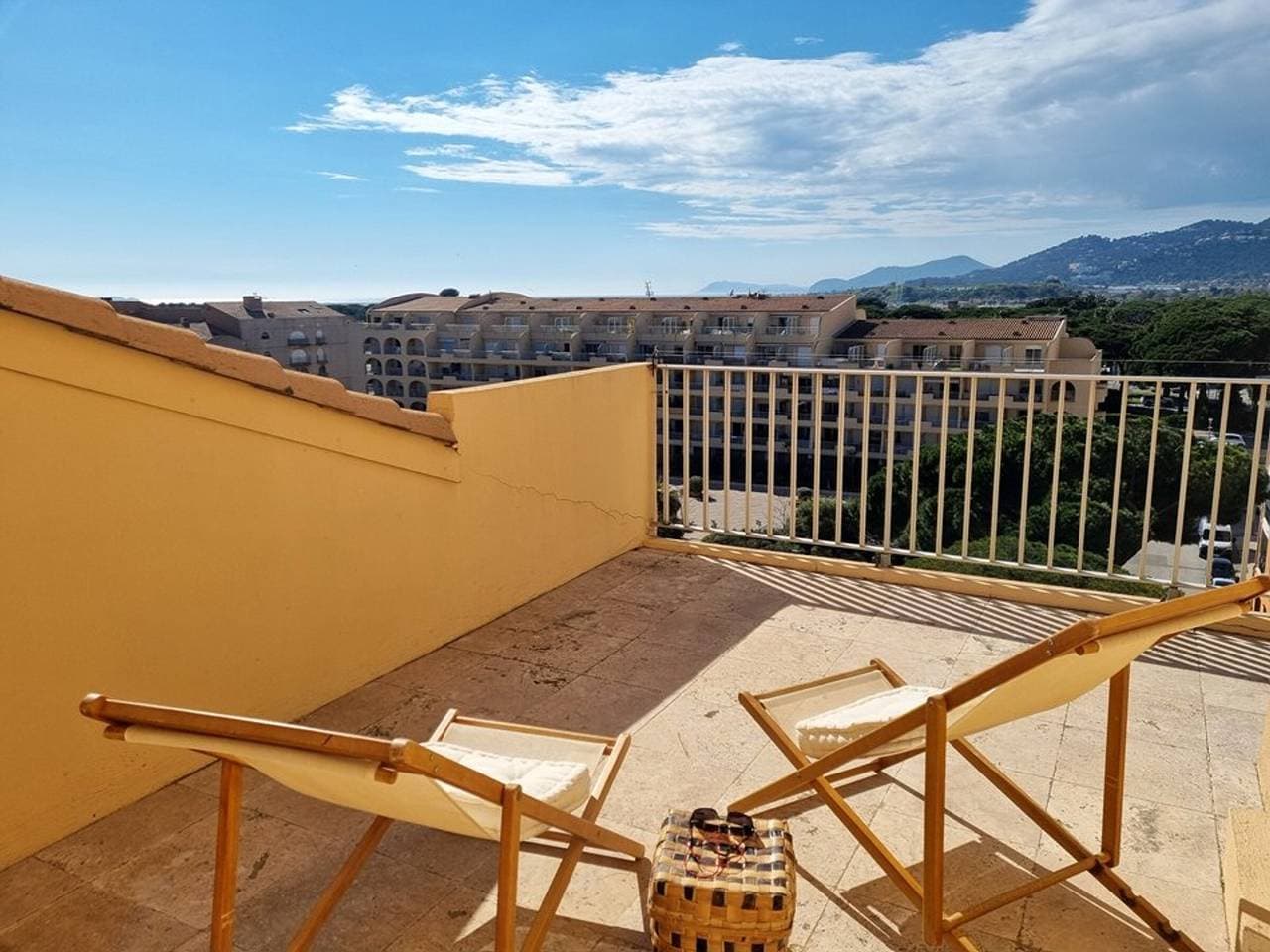 Foto 5 von 15: Große, klimatisierte Wohnung mit Terrassen, Meerblick, Parkplatz und WIFI