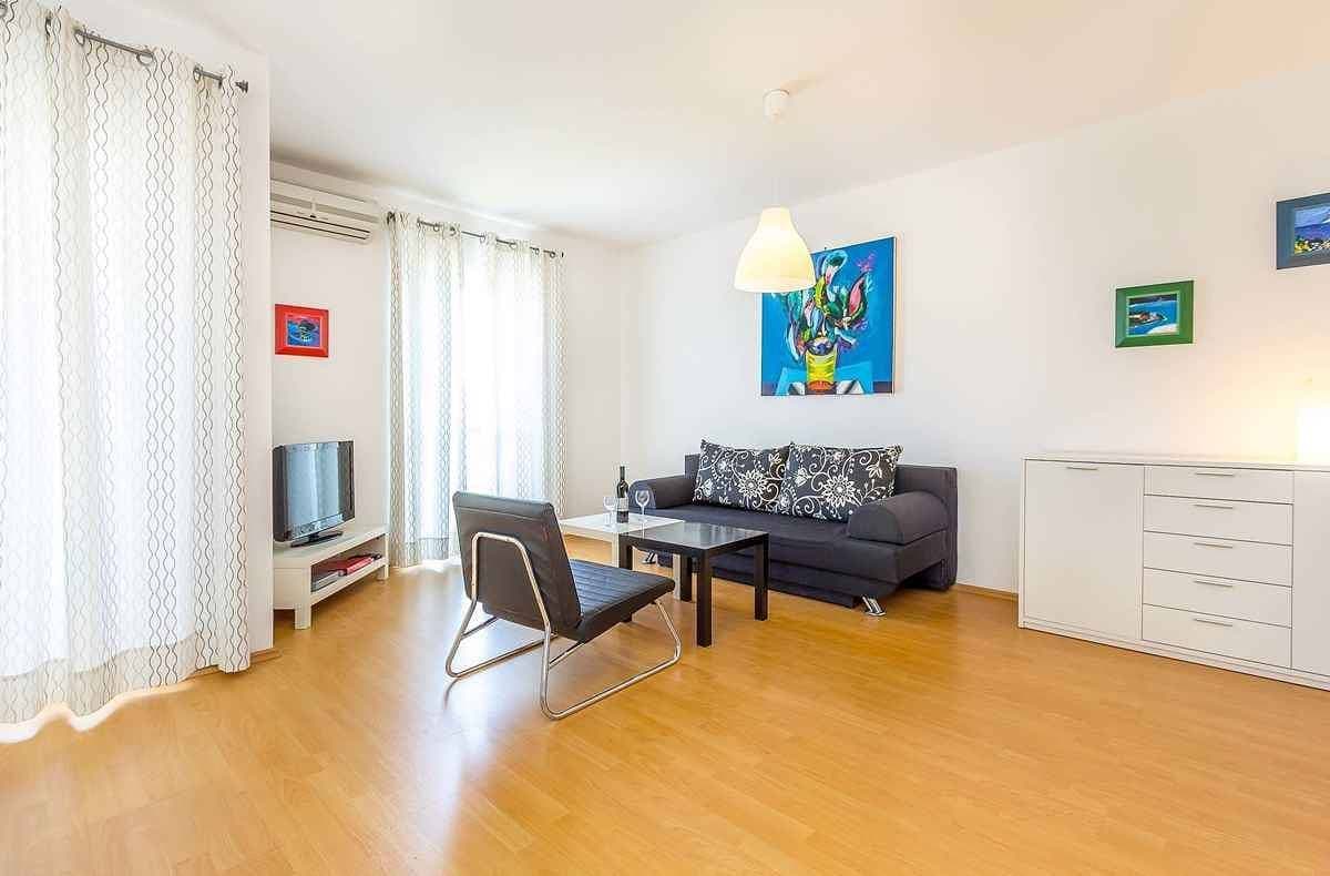 Foto 10 von 23: Ferienwohnung mit eigenem Balkon in Premantura