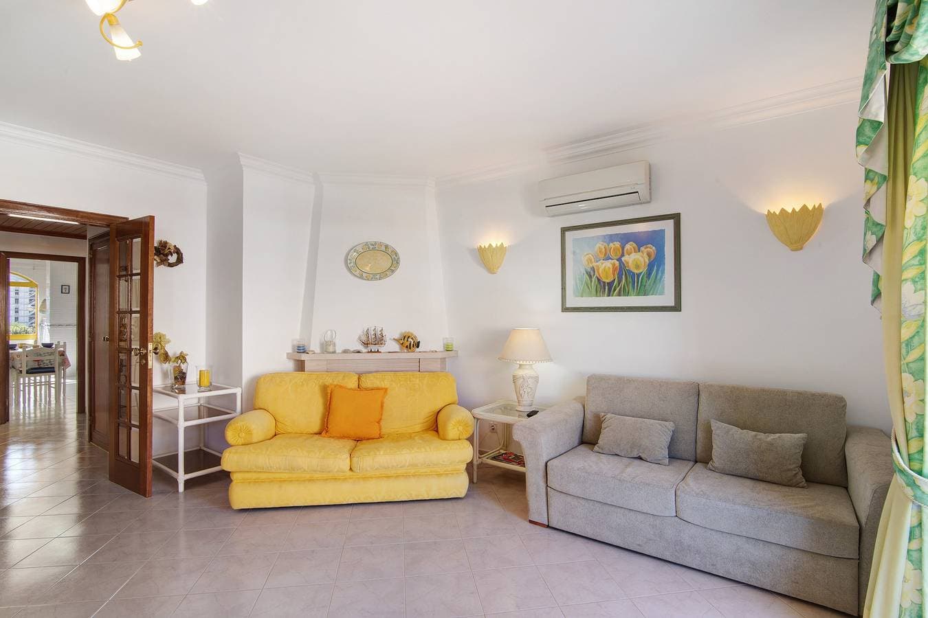 Foto 7 von 24: Ferienwohnung "Vila Mar Azul" mit Balkon, Gemeinschaftspool und WLAN