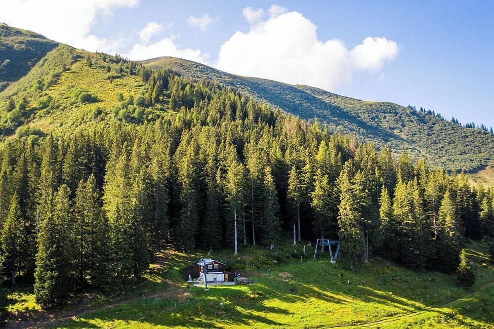 Foto 3 von 10: Mazot Douillet de Montagne Isolé en Pleine Nature en Autonomie D'énergie