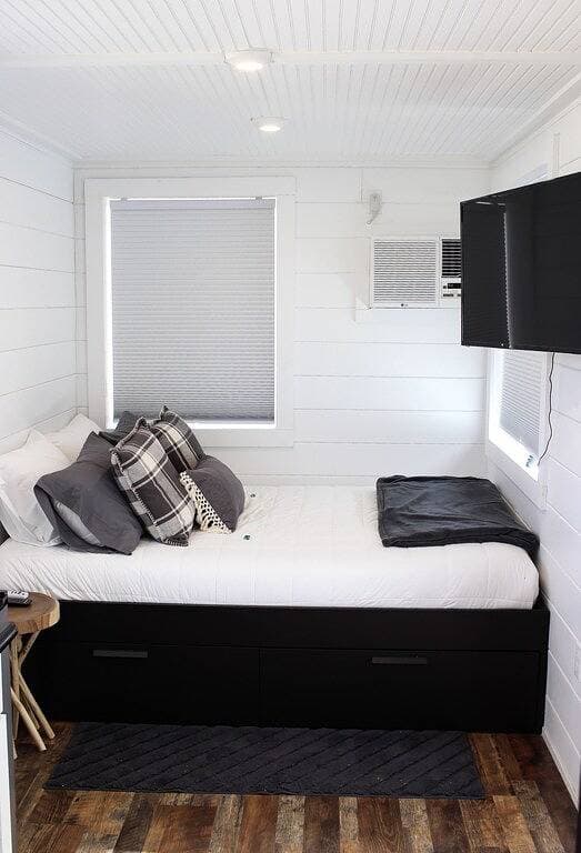 Foto 12 von 15: Cliffside Tiny Home Container # 5