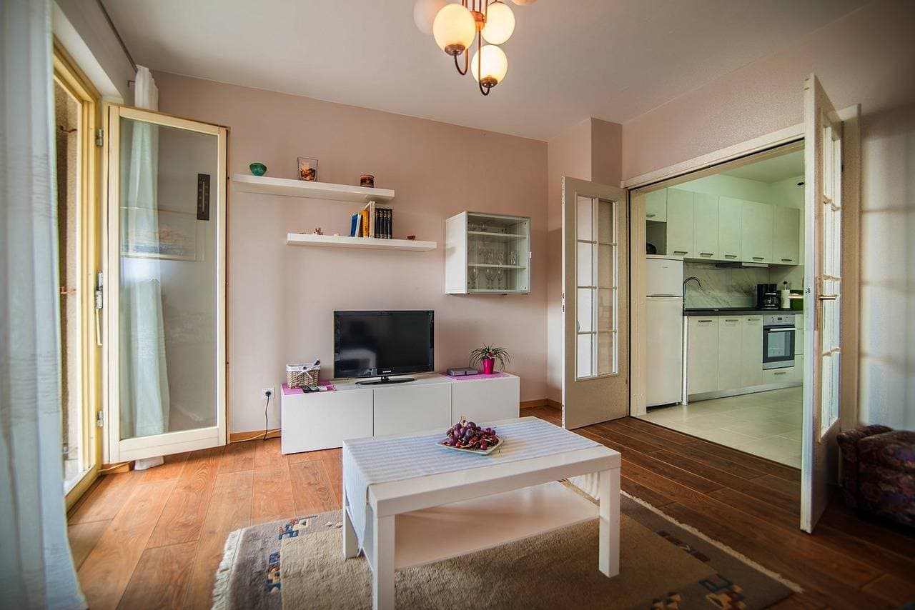 Foto 9 von 24: Ferienwohnung Vesna mit Meerblick