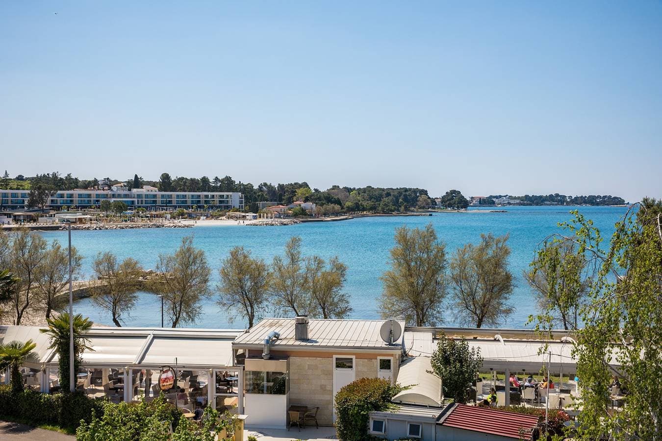 Foto 4 von 22: Apartment mit Meerblick, Balkon, WLAN und Parkplatz – 1,5 km vom Strand entfernt
