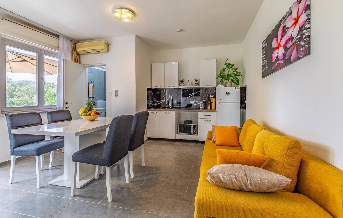 Foto 5 von 21: Gemütliche Wohnung mit Terrasse, in Strandnähe und mit kostenlosen Parkplätzen
