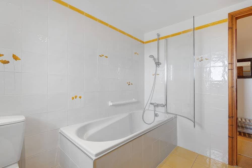 Foto 10 von 27: Gästezimmer Héron mit Garten und WLAN