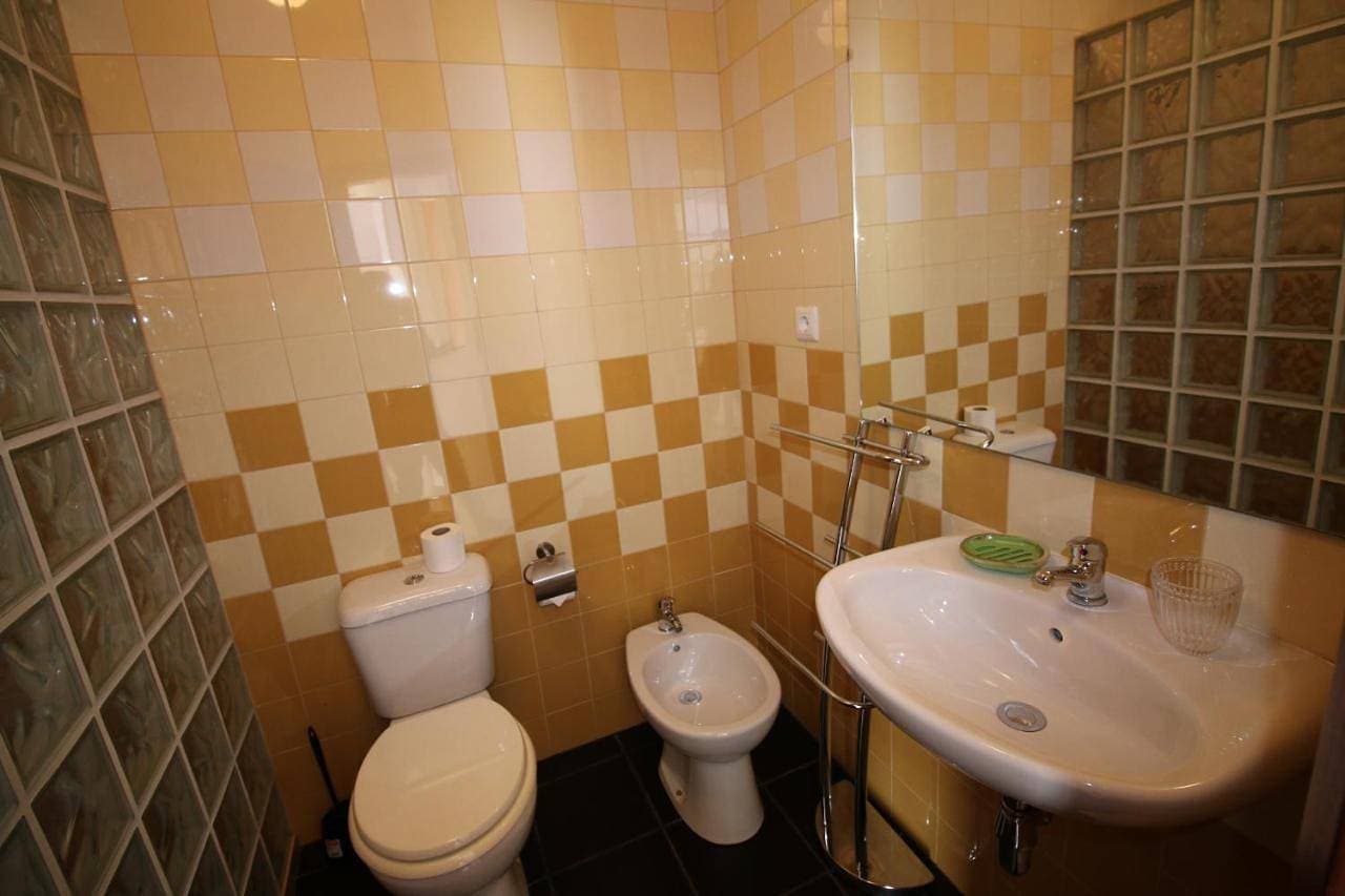 Foto 4 von 5: Three-Bedroom Holiday Home
