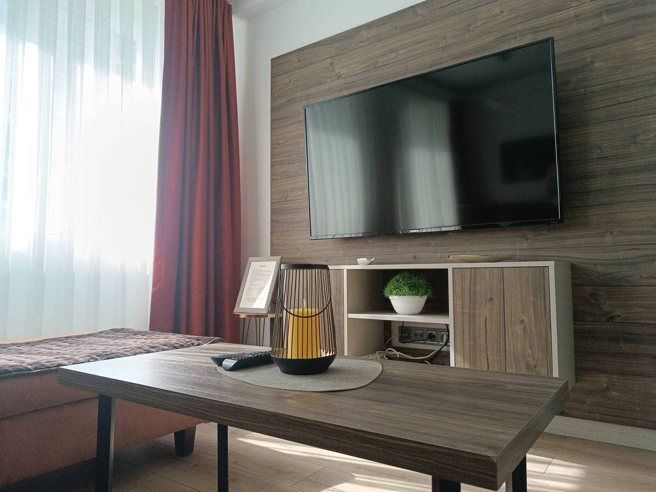 Foto 6 von 46: Luxuriöse Wohnung im 19. Stock mit Pool, Fitnessstudio und Blick auf die Stadt