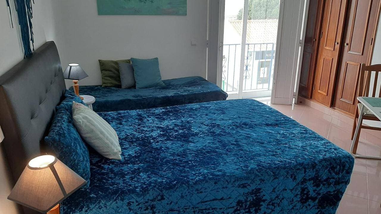 Foto 4 von 18: Double Room with Balcony