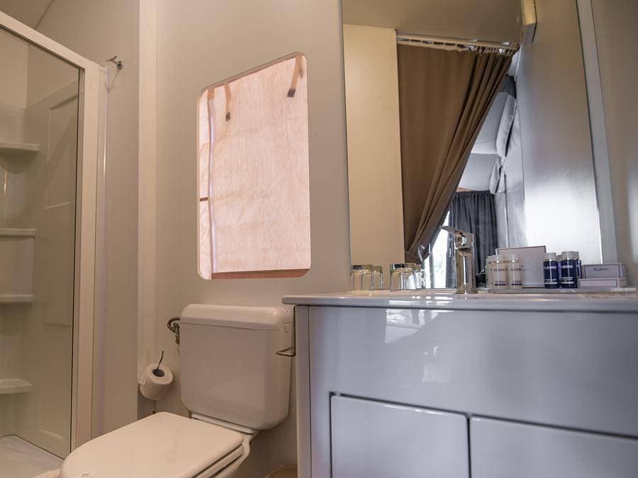 Foto 9 von 33: Arena One99 Glamping - Zelt 2 personen - Mini-Lodge