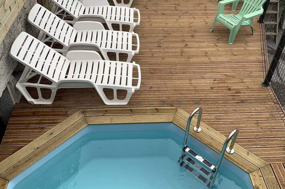 Foto 8 von 12: Studio Avec Piscine 10 min à Pied de la Rivière et 5 min du Centre