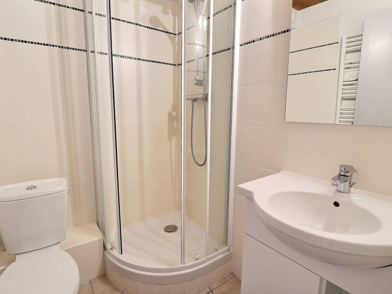 Foto 5 von 22: Komfortable 2 Zimmer, Ski-in/Ski-out, 4 Pers. Nahe Geschäfte