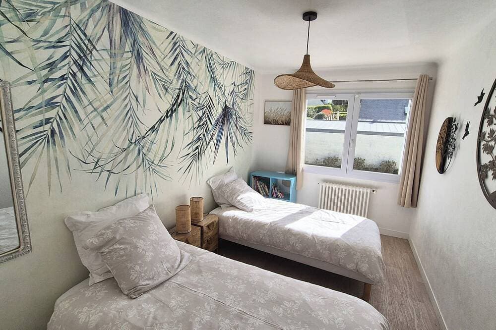 Foto 7 von 20: Wohnung mit 2 Schlafzimmern, Strand zu Fuß erreichbar mit Parkplatz und Balkon.