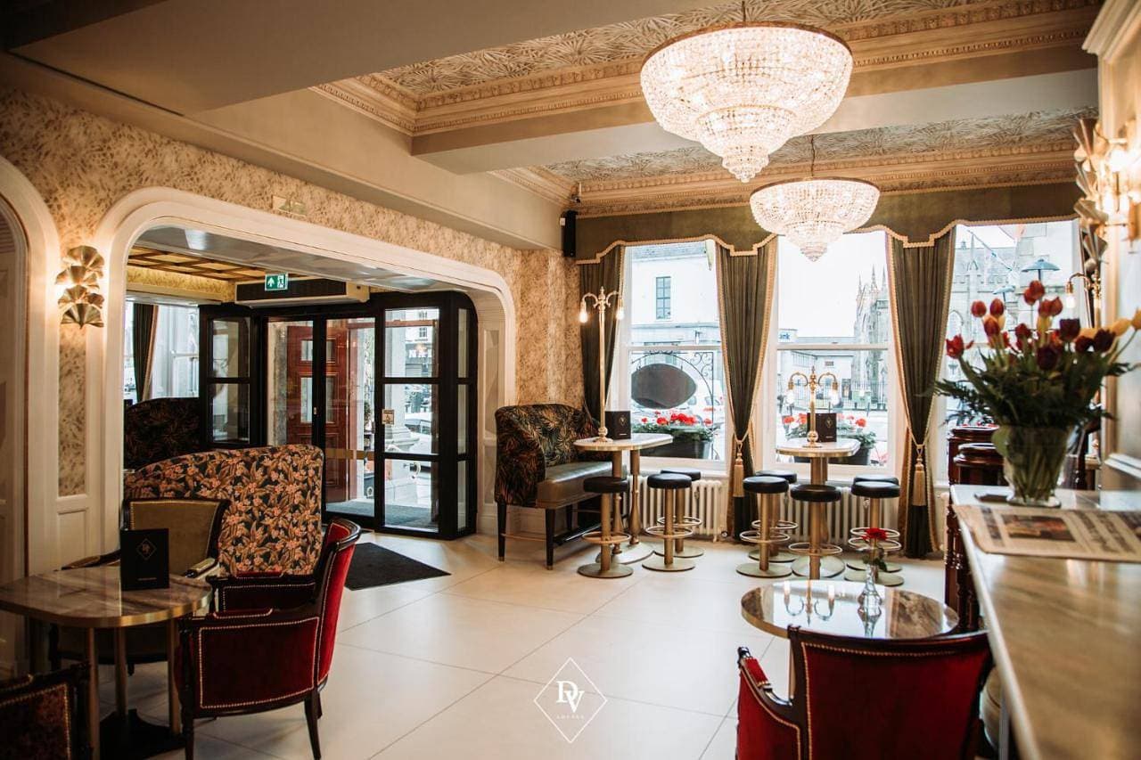Westenra Arms Hotel 1