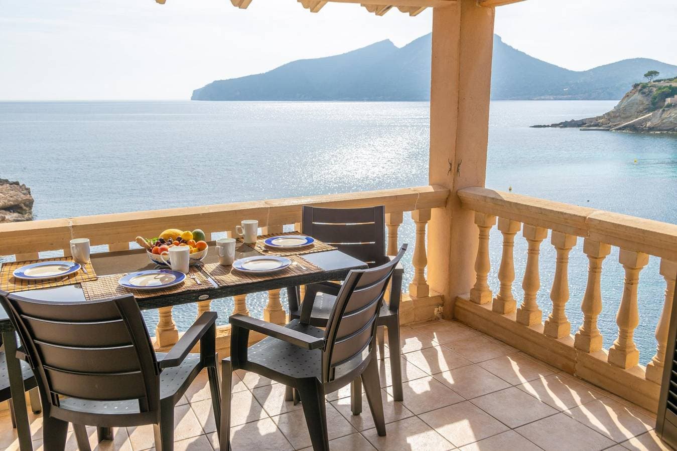 Foto 7 von 43: Vista Azul 8 - Ferienhaus mit Blick auf das Meer und nur wenige Schritte vom Strand entfernt.