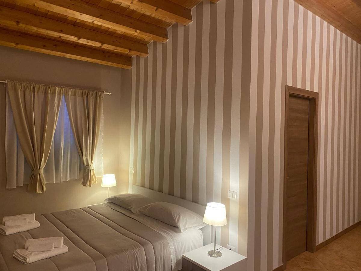 Foto 3 von 6: King Room
