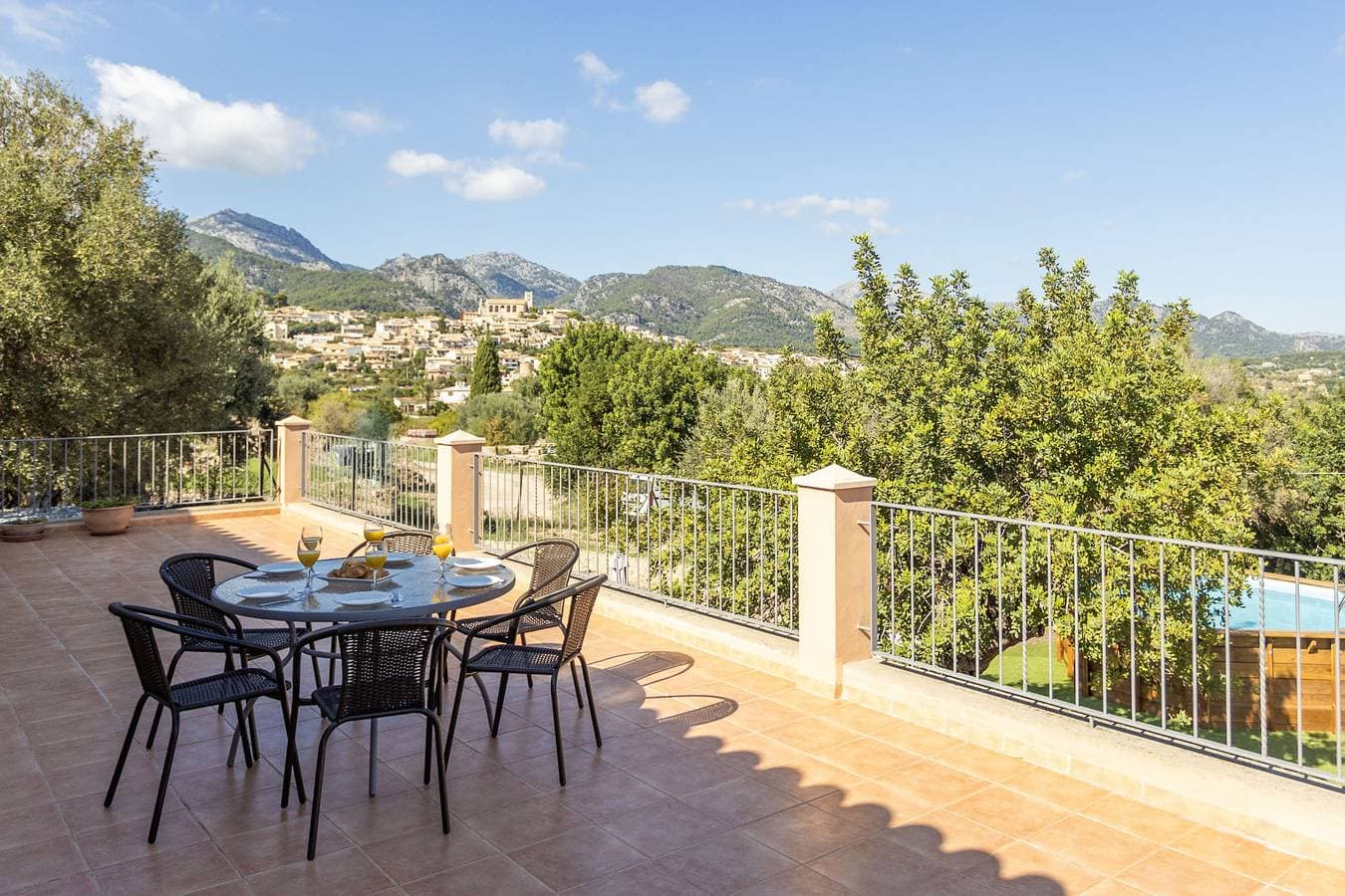 Foto 4 von 28: Villa La LLar Clara