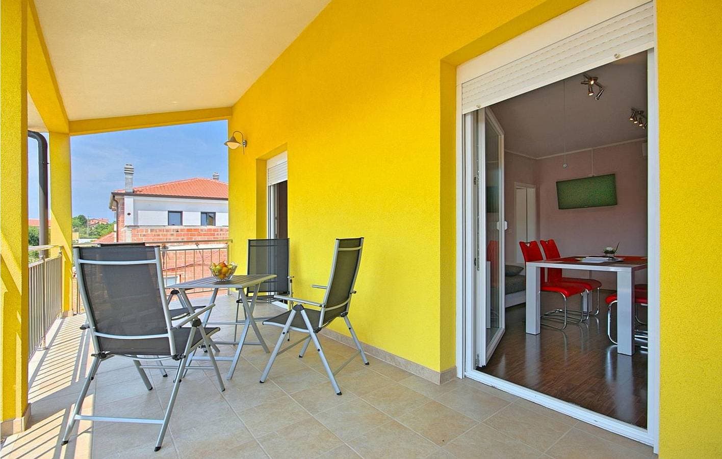 Foto 12 von 29: Gemütliche 2-Zimmer-Wohnung mit Pool und Terrasse in der Nähe des Stadtzentrums