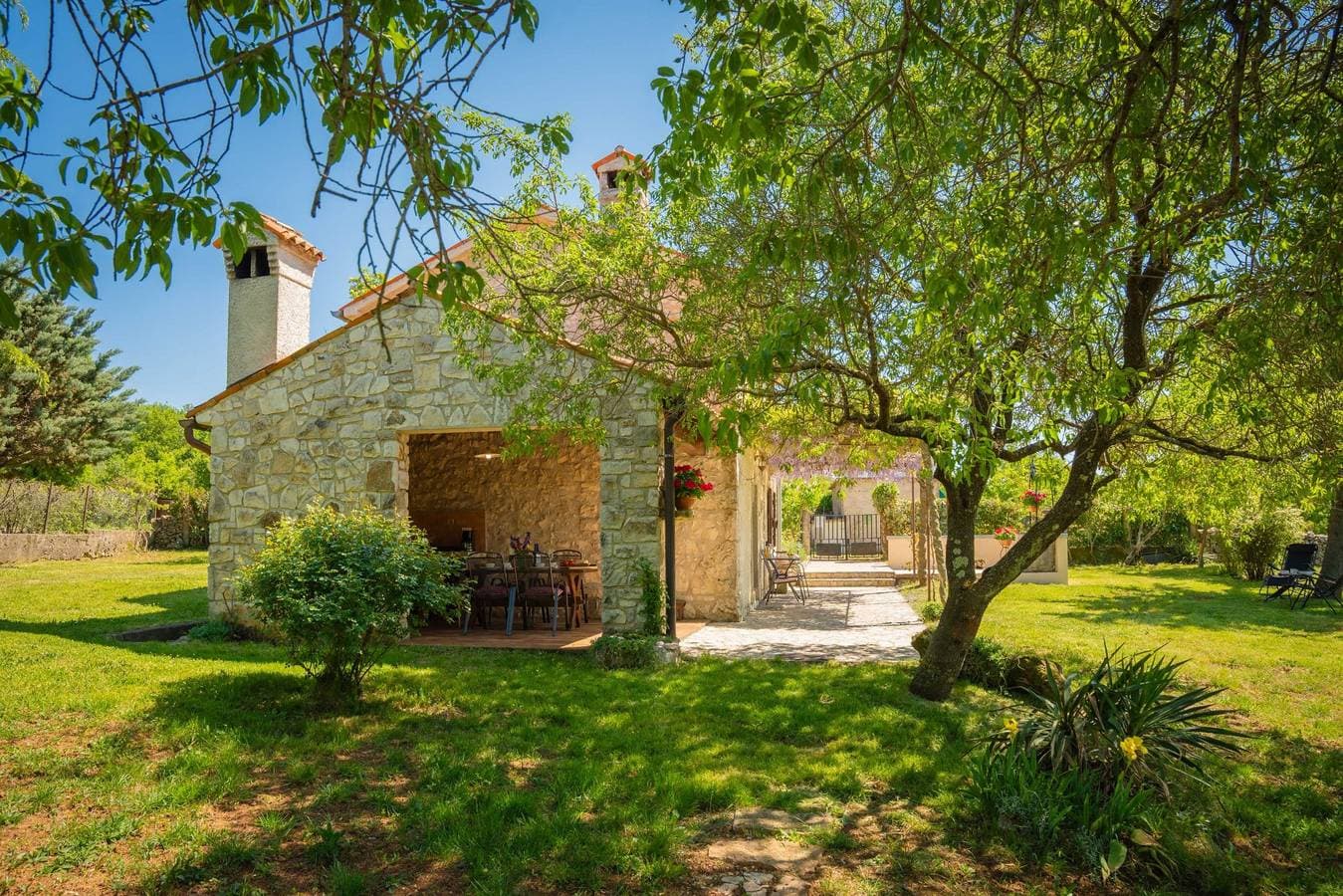 Foto 6 von 32: Ferienhaus Marija-Lorena * ruhige Lage, 5000 m2 Privatgrundstück, WLAN