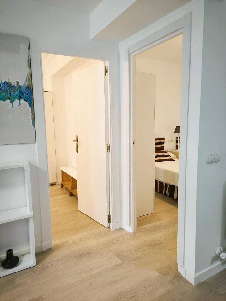 Foto 13 von 33: Three-Bedroom Apartment