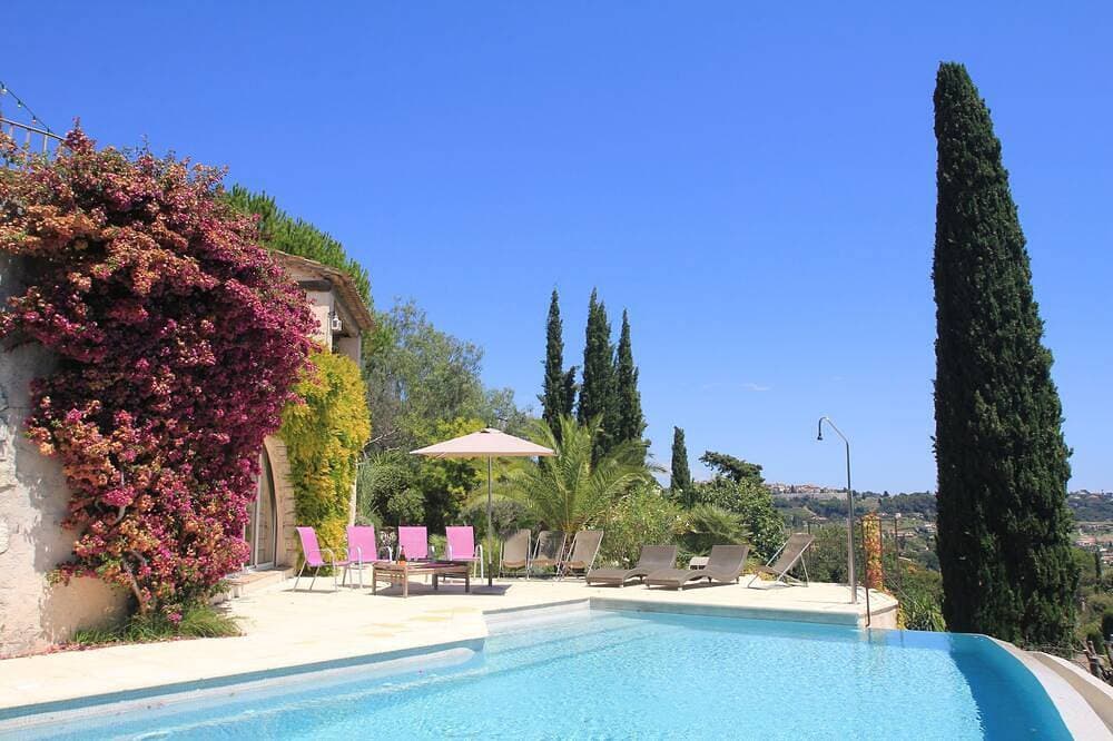 Contemporary Sea-View Villa with Infinity Pool – Near Saint-Paul de Vence 1