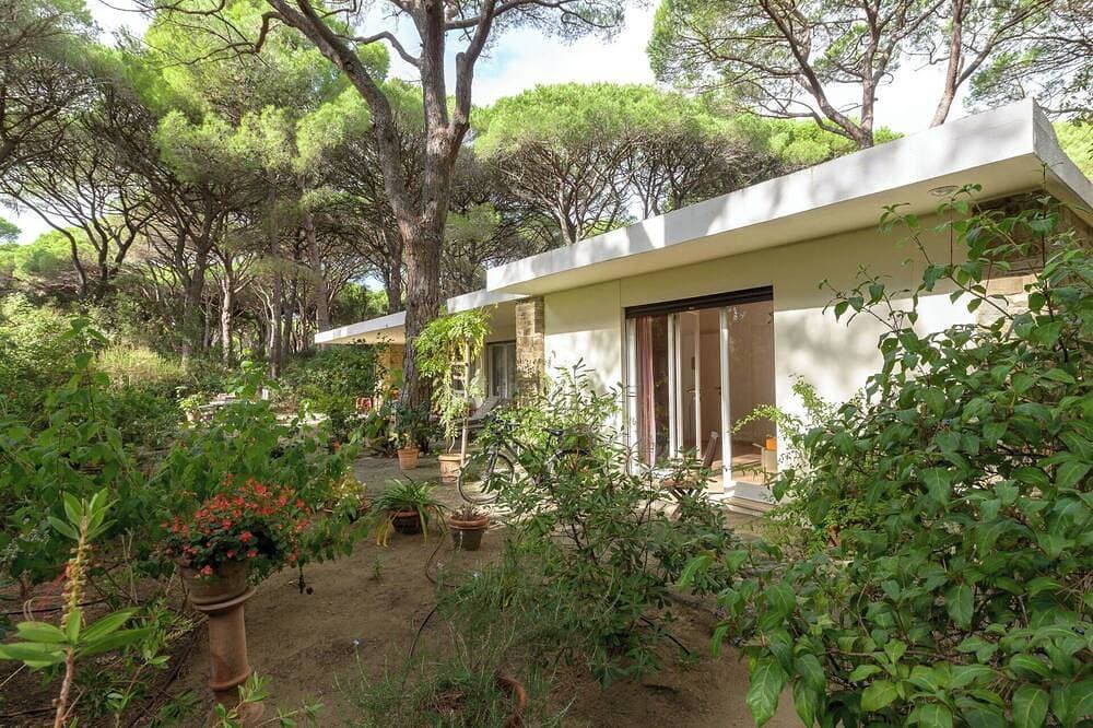 Foto 10 von 30: Wunderbares alleinstehendes Ferienhaus für 7 Gäste mit  W-Lan, TV, Innenhof und Haustiere erlaubt