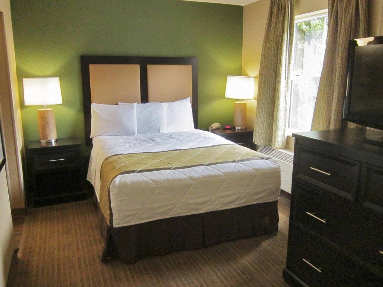 Foto 11 von 16: Deluxe Studio with 1 Queen Bed - Non-Smoking