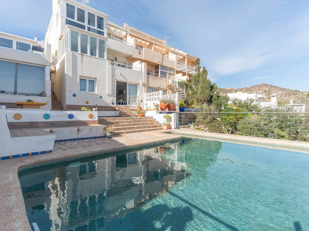 Küstenurlaub mit privatem Pool für 6 1