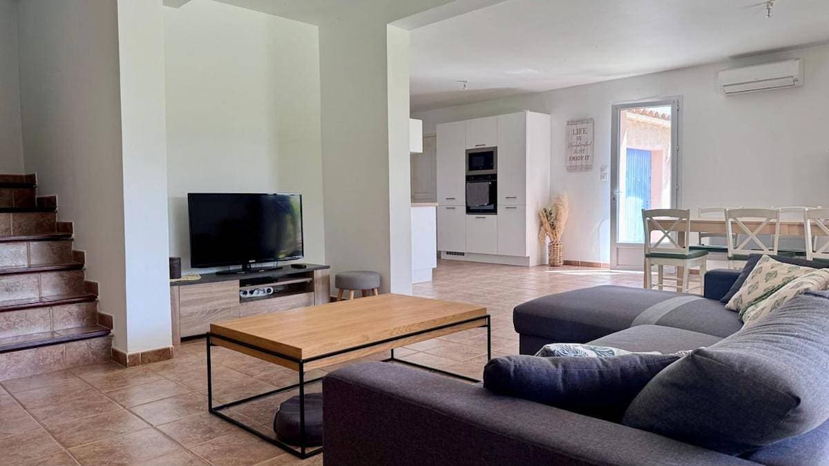 Foto 4 von 23: Villa