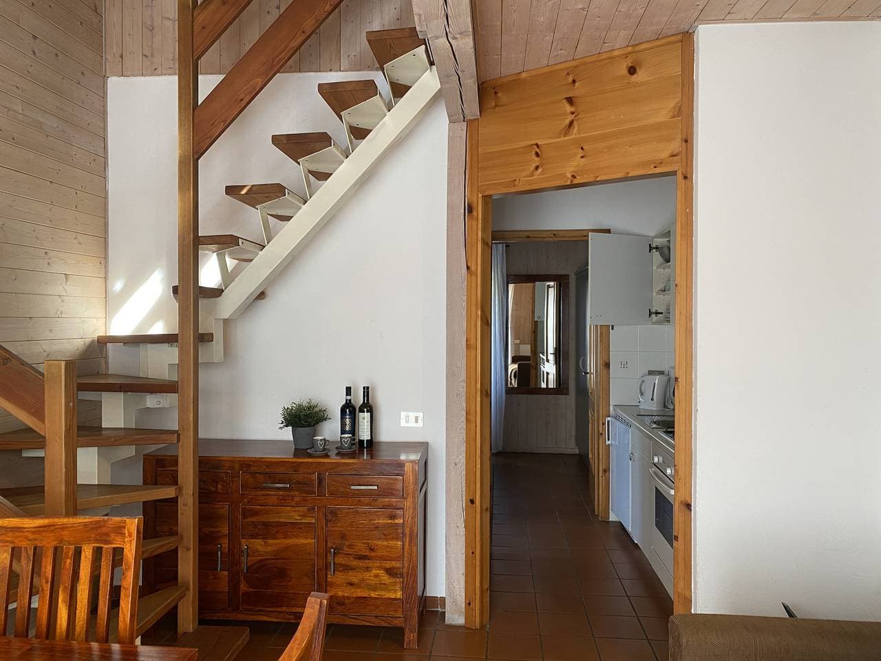 Foto 4 von 16: Ferienwohnung für 5 Personen mit Terrasse