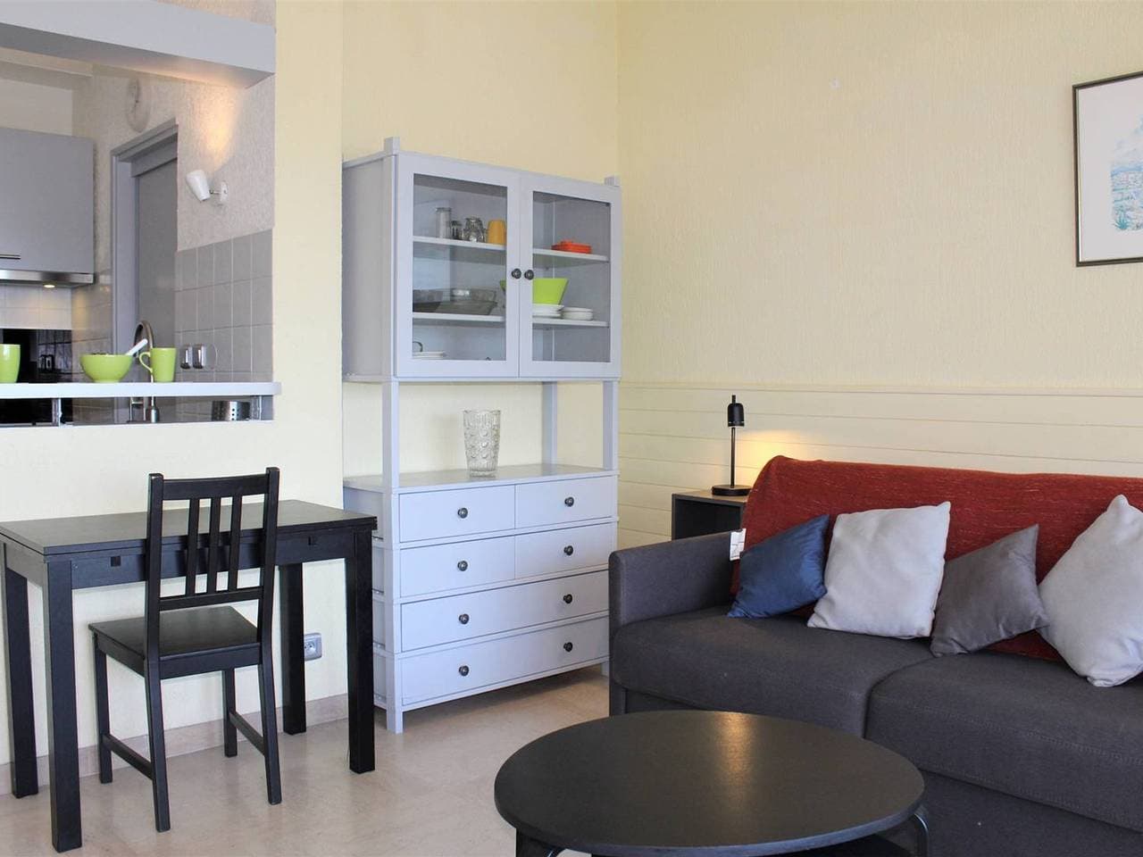 Renoviertes Studio am Meer in Villeneuve-Loubet 1