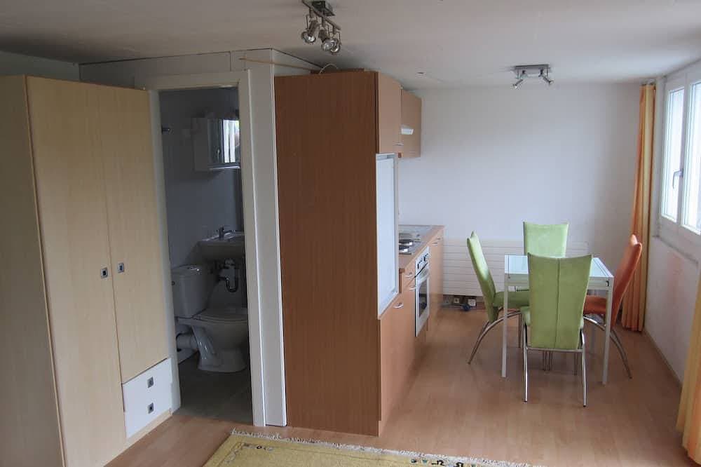 Foto 9 von 21: Einliegerwohnung in Einfamilienhaus mit herrlicher Aussicht auf See und Berge
