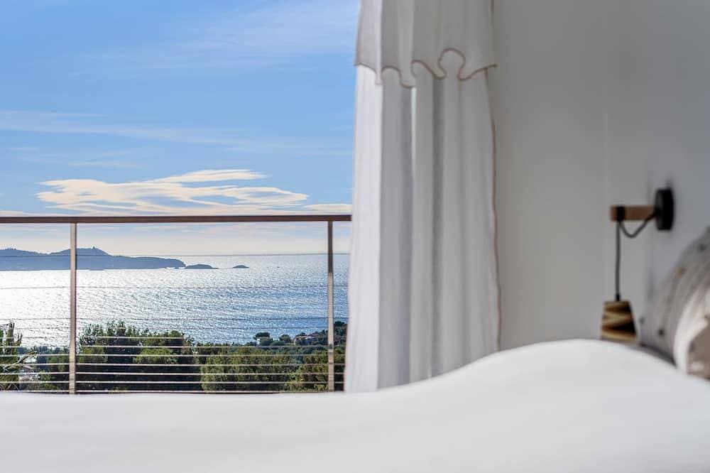 Foto 4 von 30: Villa Lemonlili vue mer Piscine Chauffée à Débordement