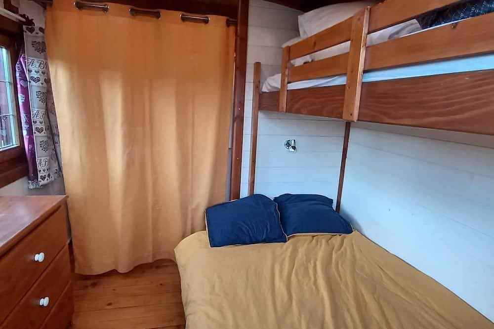 Foto 3 von 28: Mieten Sie einen komfortablen Holzanhänger auf dem Bauernhof am Vercors