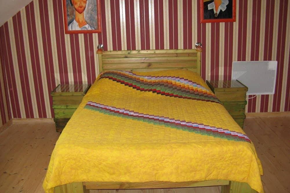 Foto 6 von 26: Freistehendes Haus in einem Dorf mit Geschäften mit der Bezeichnung 3 Sterne