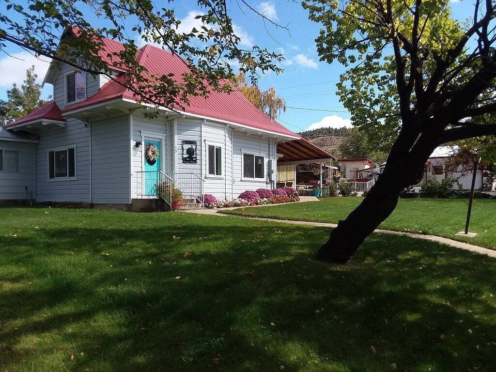 Foto 9 von 25: Bryce / Zion Cottage, 3 Schlafzimmer, Kingsize-Betten, WLAN, kostenfreies Parken
