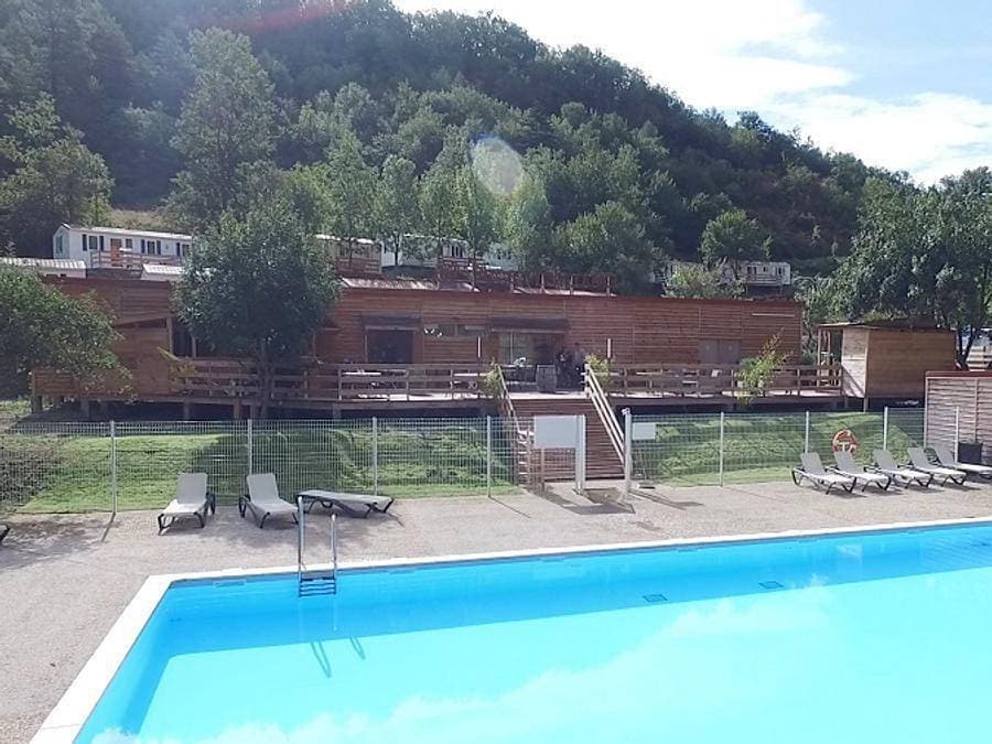 Foto 7 von 29: Camping La Bernede  - Mobilheim 4 personen - Super Mercure